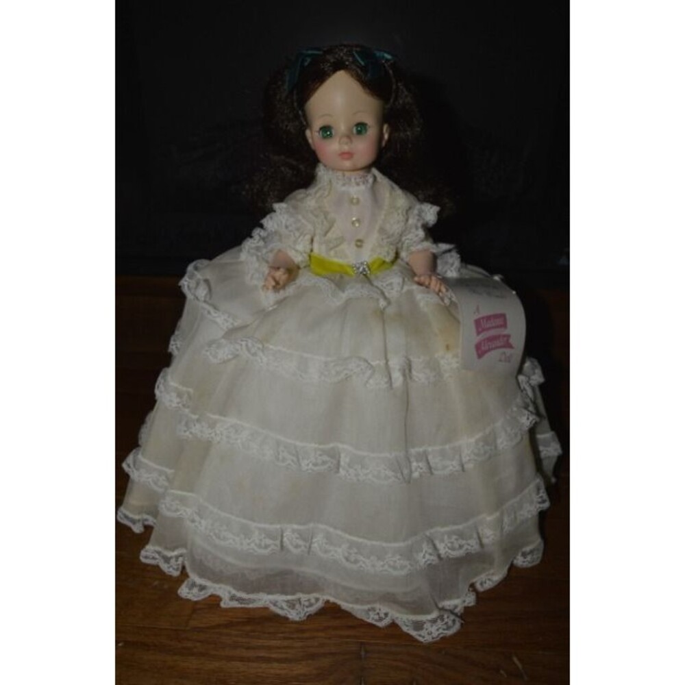 vintage Scarlet Gone with the Wind Madam Alexander Doll 14" Tall